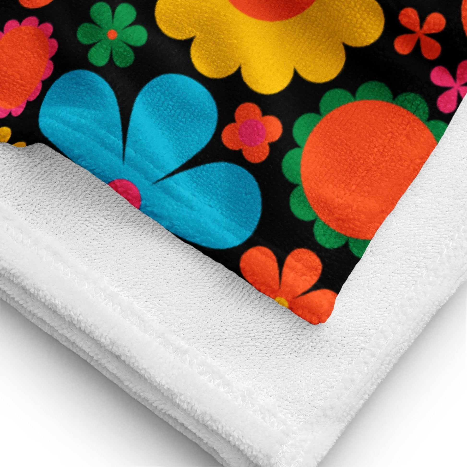 BLOOMPOP happy - Towel - SHALMIAK