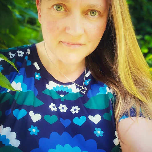 FALL IN LOVE magic blue - Woman's T-Shirt - SHALMIAK