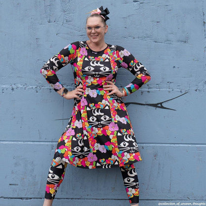 MAGICAT black - Midi Dress With Pockets with black cats - SHALMIAK