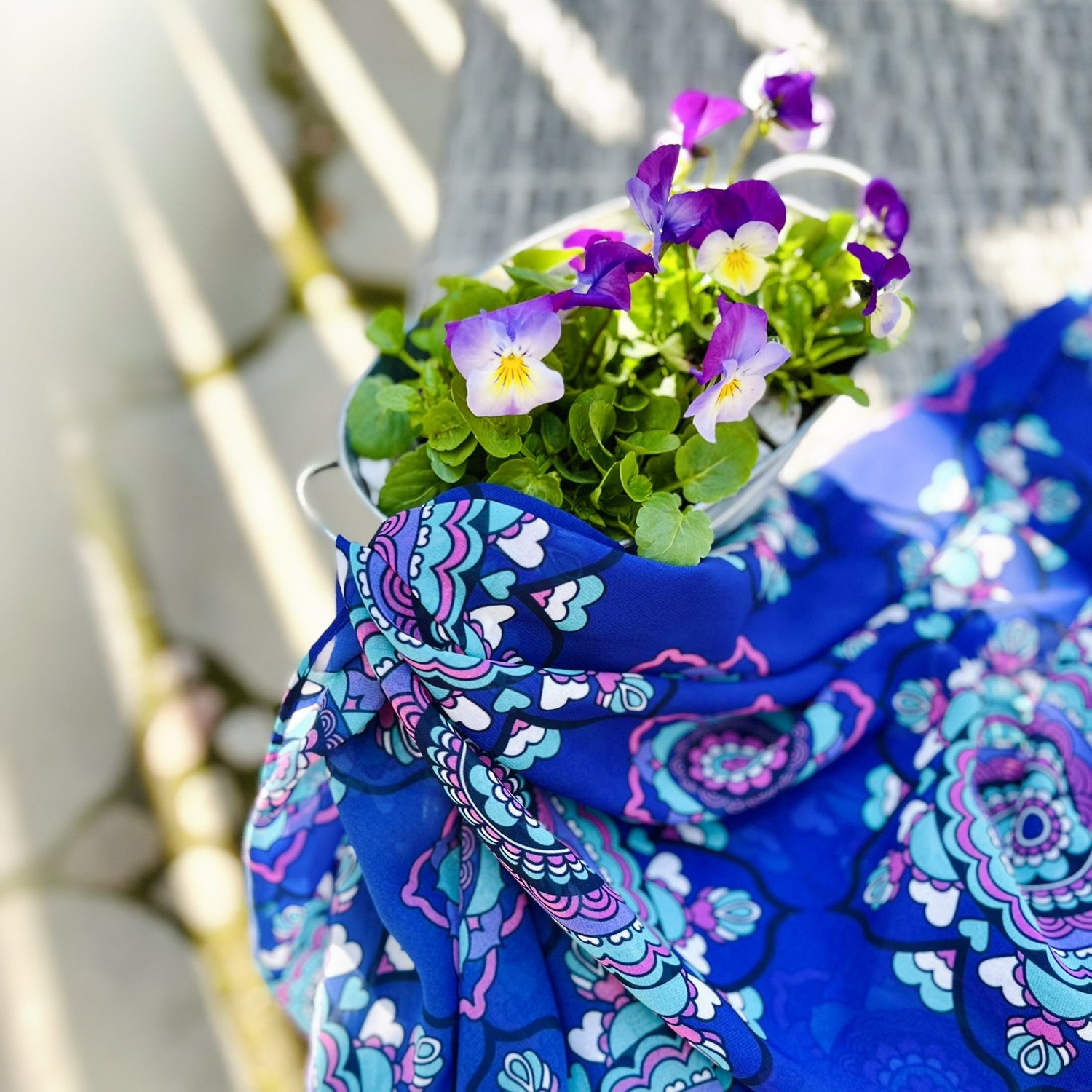 Colorful scarf by SHALMIAK & summer flowers