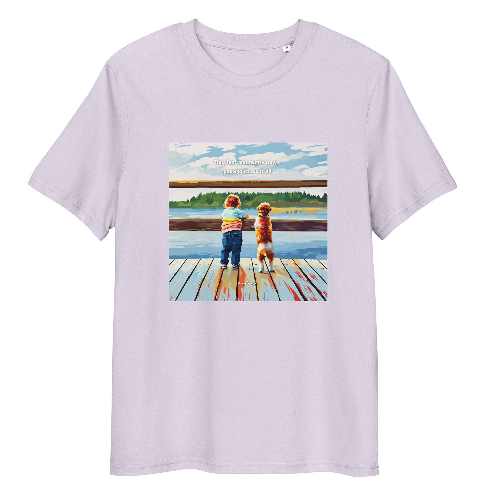 T-Shirt - Tiny feet and gentle paws, pausing to see it all